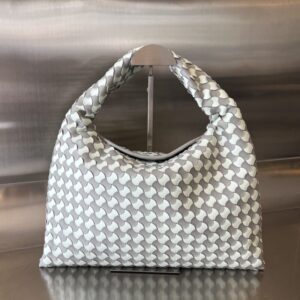 Elementor 页面 #30097 Replica Bottega Veneta Hop Wave