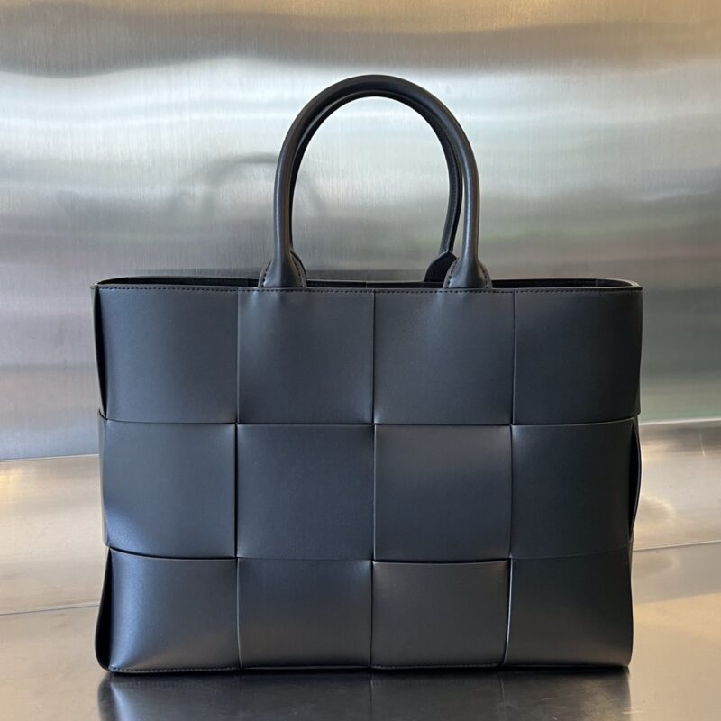 aa1-1-6 Replica Bottega Veneta Arco All Colors