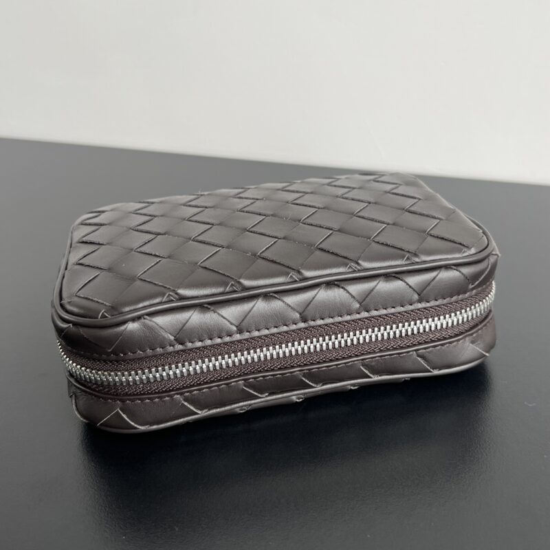 aa4-28 Replica Bottega Veneta Small Clutch - Image 5