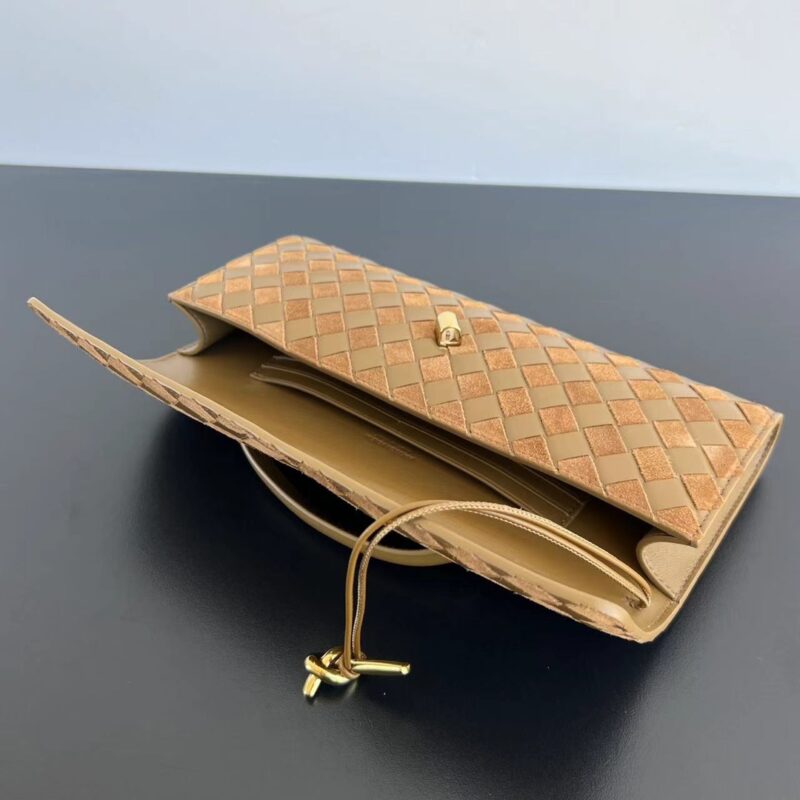 aa5-52 Replica Bottega Veneta Wallet Clutch - Image 10