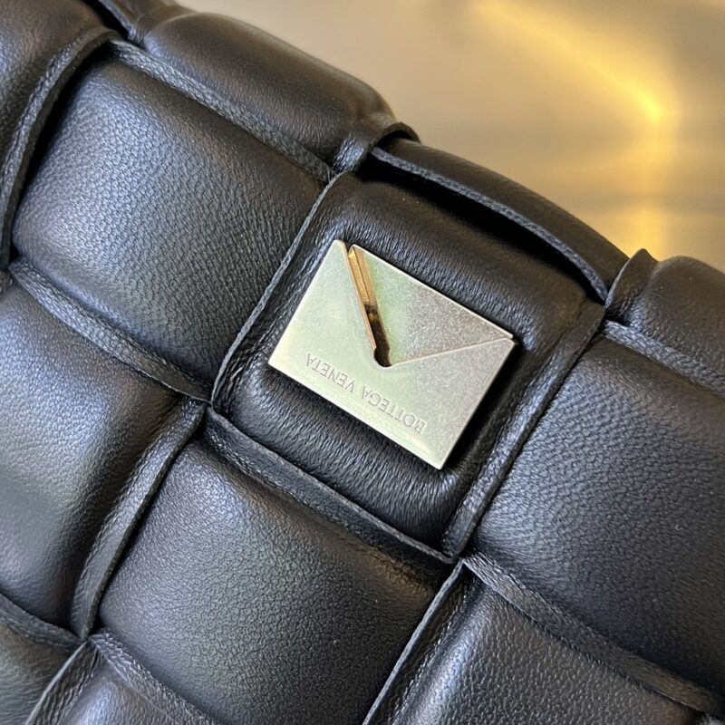 aa6-18 Replica Bottega Veneta Cassette 2022 - Image 6