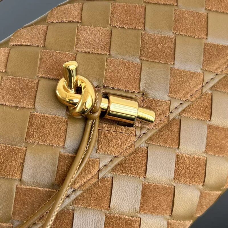 aa6-53 Replica Bottega Veneta Wallet Clutch - Image 5