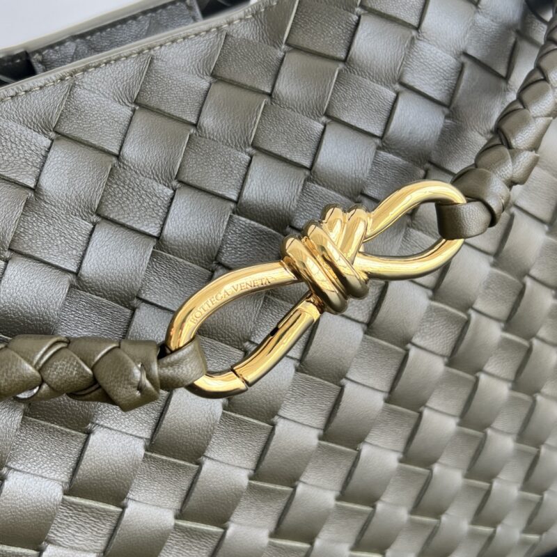 aa7-5 Replica Bottega Veneta Andiamo Dark Green - Image 7
