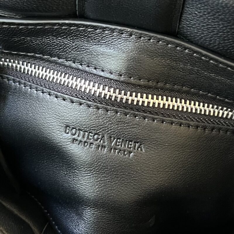 aa8-18 Replica Bottega Veneta Cassette 2022 - Image 8