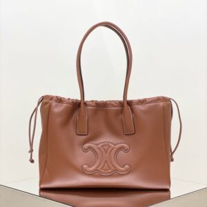 Elementor 页面 #30122 Replica Celine Cubas Tote Brown