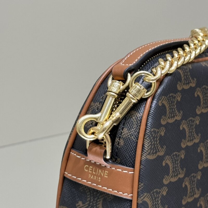 i1701708293_6104_5 Replica Celine Triomphe Camera Bag - Image 4