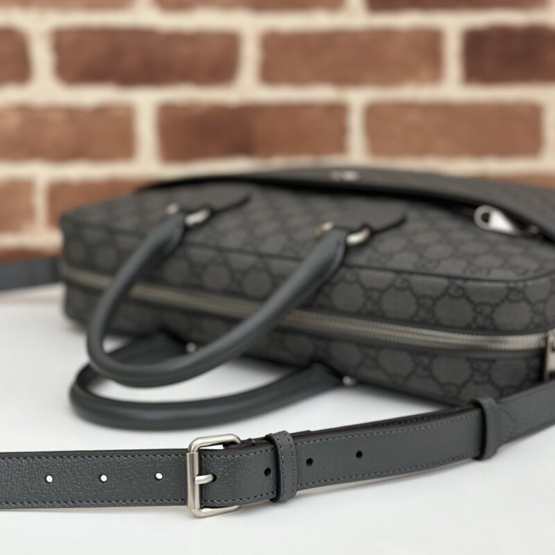 img_102e1c0f_20240516_i1715847232_410_3 Replica Gucci Crossbody Briefcase Grey - Image 2