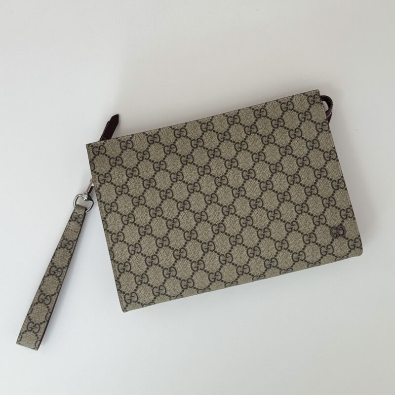 img_102e1c0f_20240823_i1724390480_3756_1 Replica Gucci GG Canvas Pouch Beige - Image 5