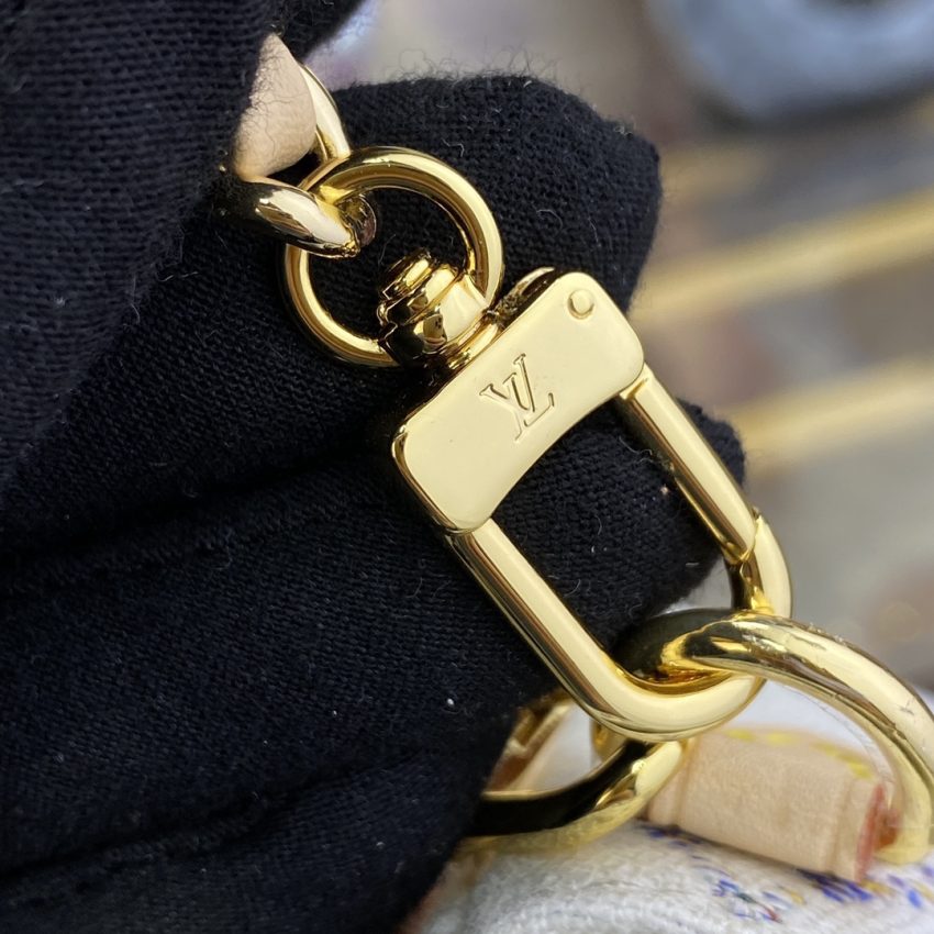img_1698de7a_20240508_i1715169137_7160_0 Replica Louis Vuitton Wallet on Chain Ivy White - Image 8