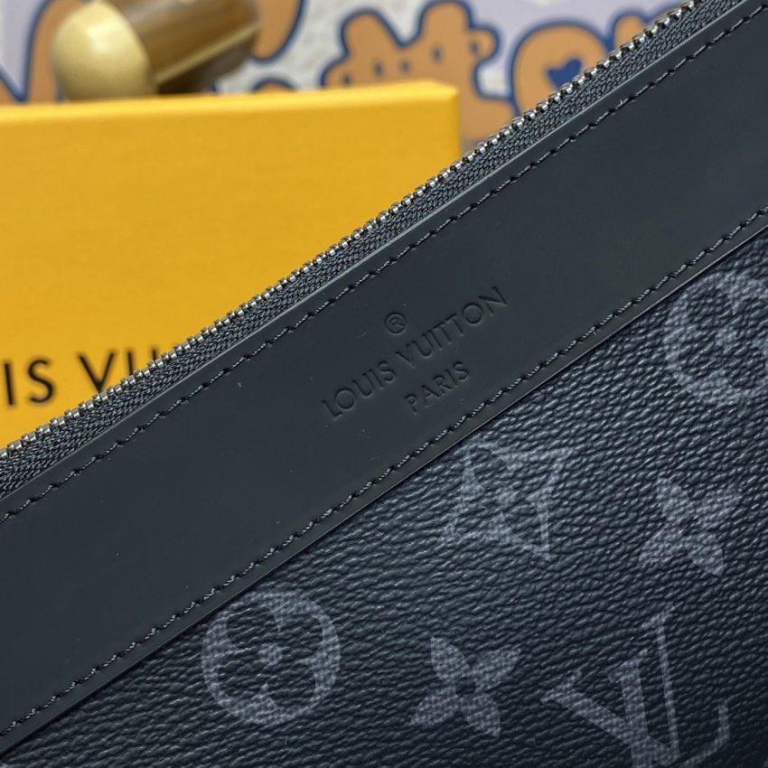 img_1698de7a_20240523_i1716465142_111_7 Replica Louis Vuitton Discovery Pochette - Image 2