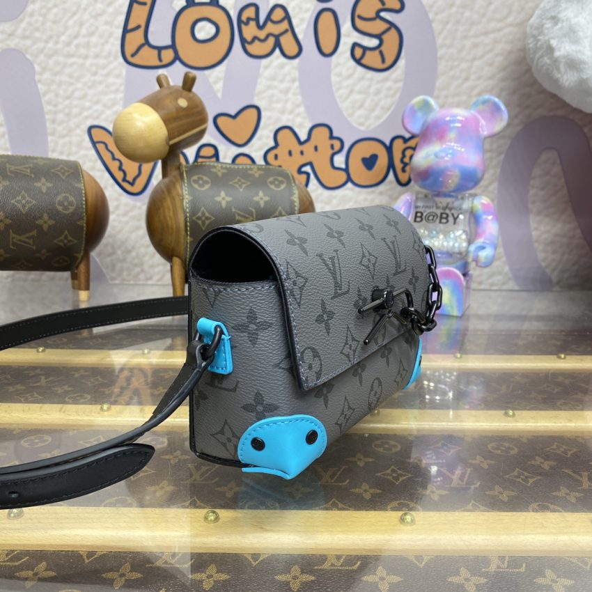 img_1698de7a_20240715_i1721041958_6512_0 Replica Louis Vuitton Steamer Wearable Wallet Grey - Image 4