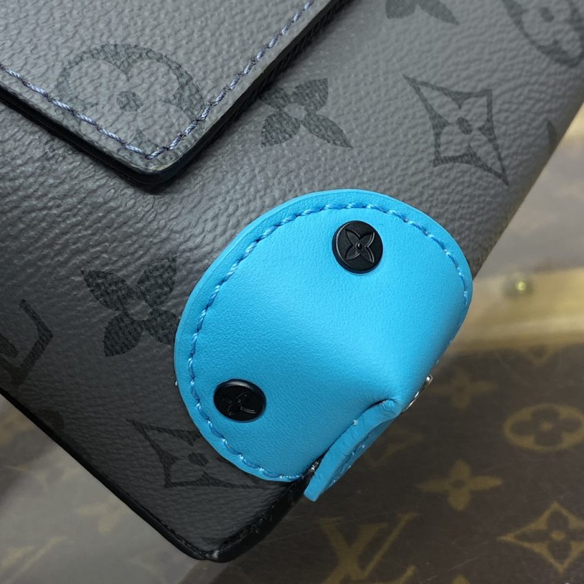 img_1698de7a_20240715_i1721041958_9971_0 Replica Louis Vuitton Steamer Wearable Wallet Grey - Image 9