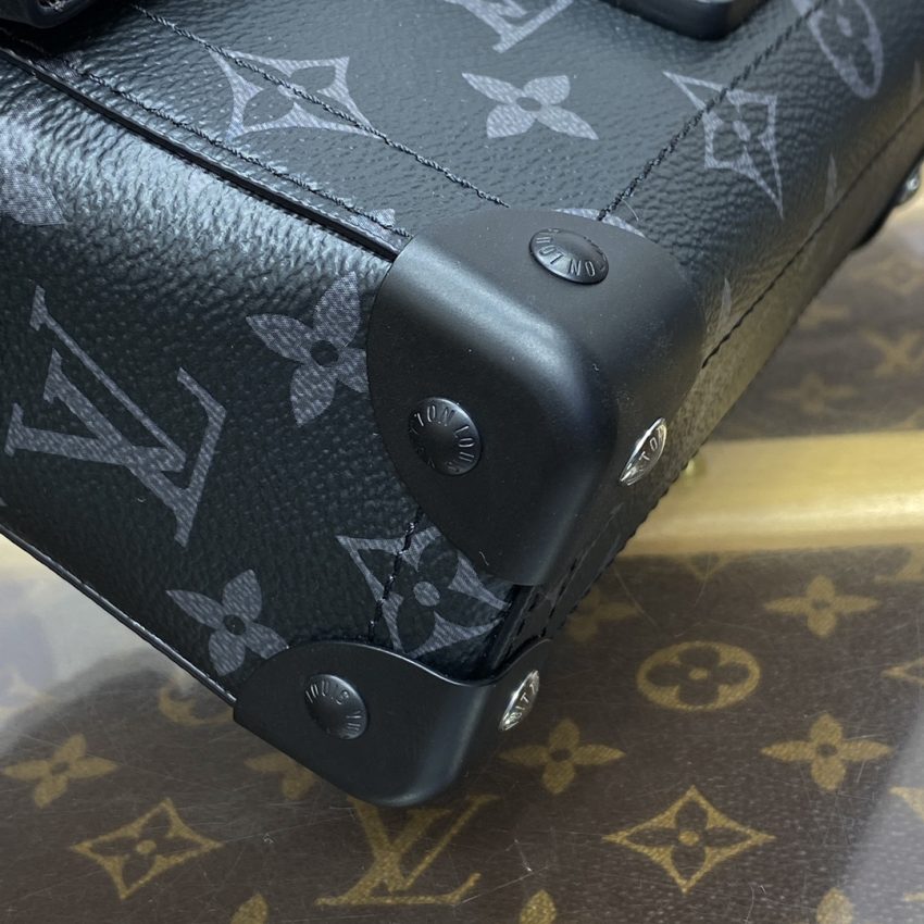 img_1698de7a_20240723_i1721737550_2444_0 Replica Louis Vuitton Soul Trunk Cross-Body Black - Image 2
