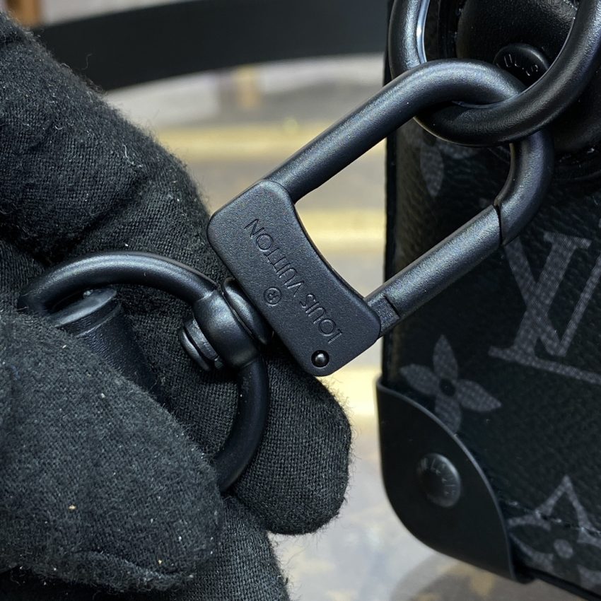 img_1698de7a_20240723_i1721737550_6244_0 Replica Louis Vuitton Soul Trunk Cross-Body Black - Image 9