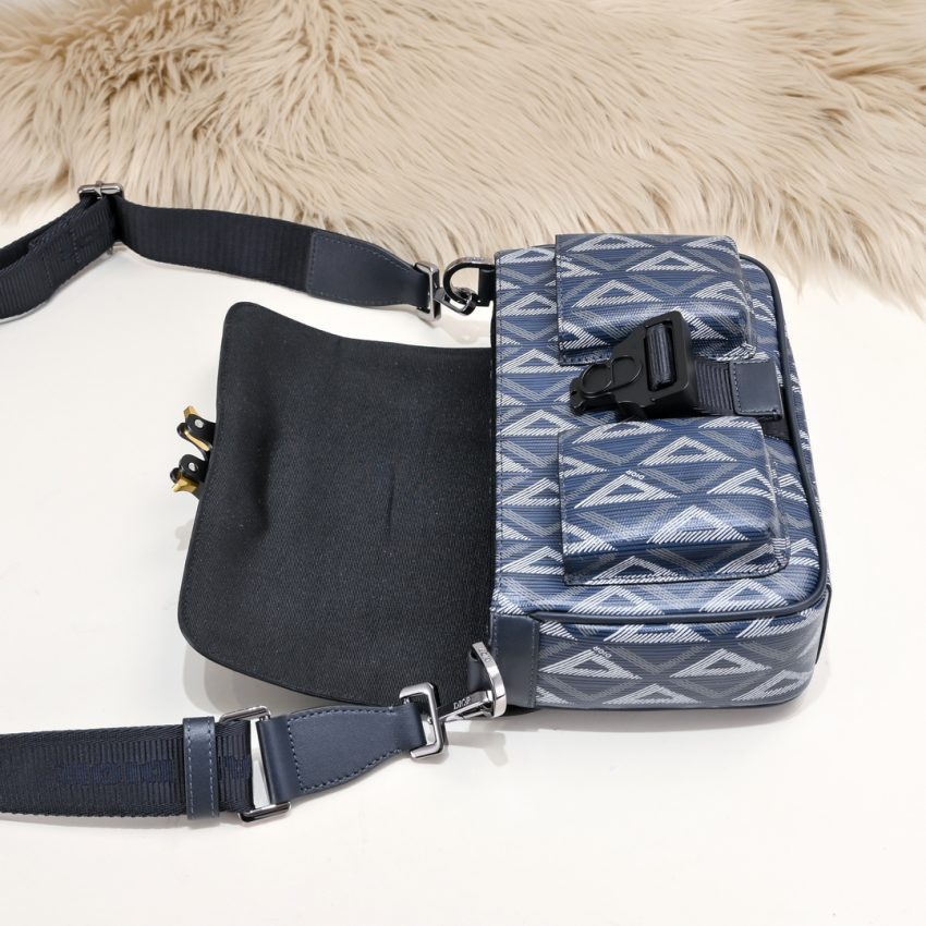 img_a189b943_20231109_i1699499543_661_6 Replica Dior Hit the Road messenger bag black - Image 4