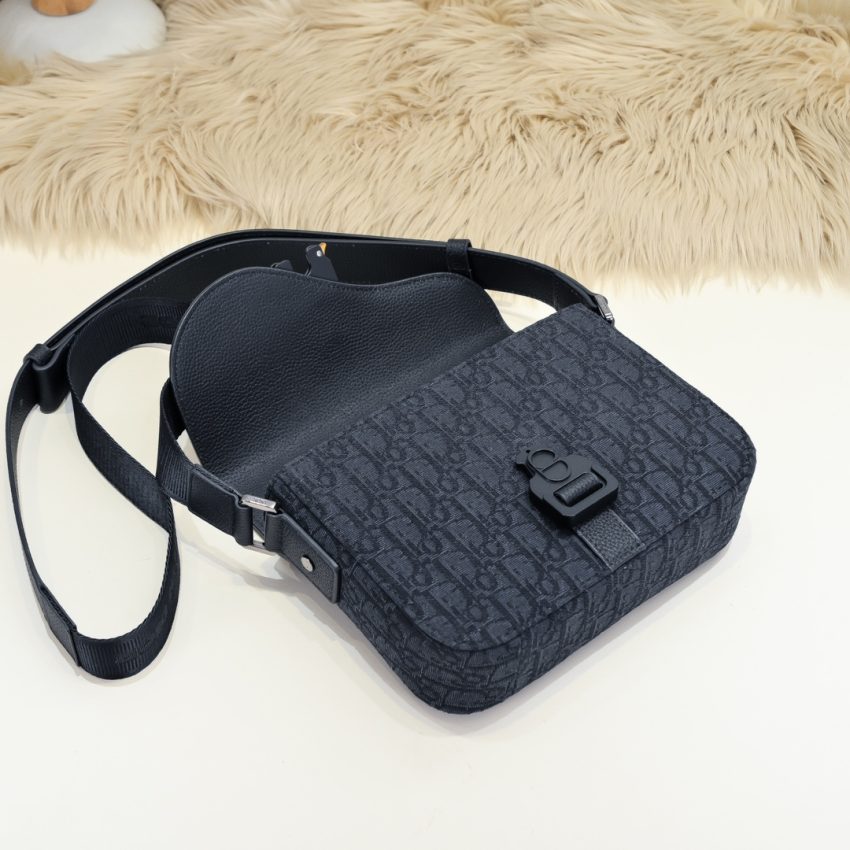 img_a189b943_20240611_i1718036243_6616_6 Replica Dior Saddle Messenger Bag Oblique Black - Image 7