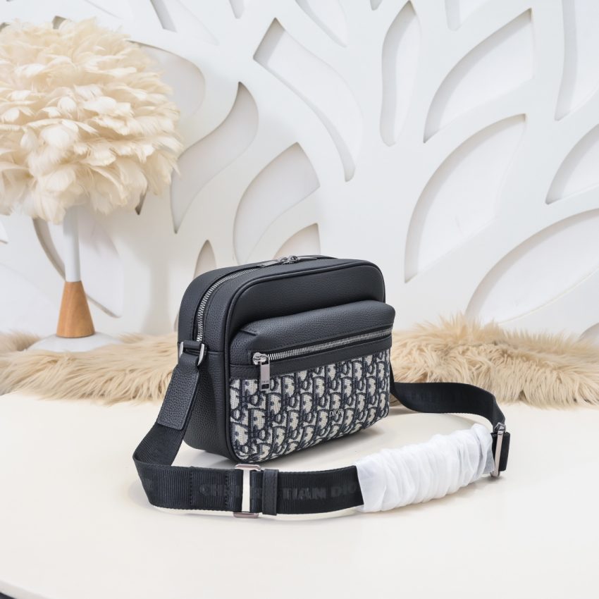 img_a189b943_20240913_i1726170782_3189_8 Replica Dior Rider Zipped Messenger Bag - Image 3