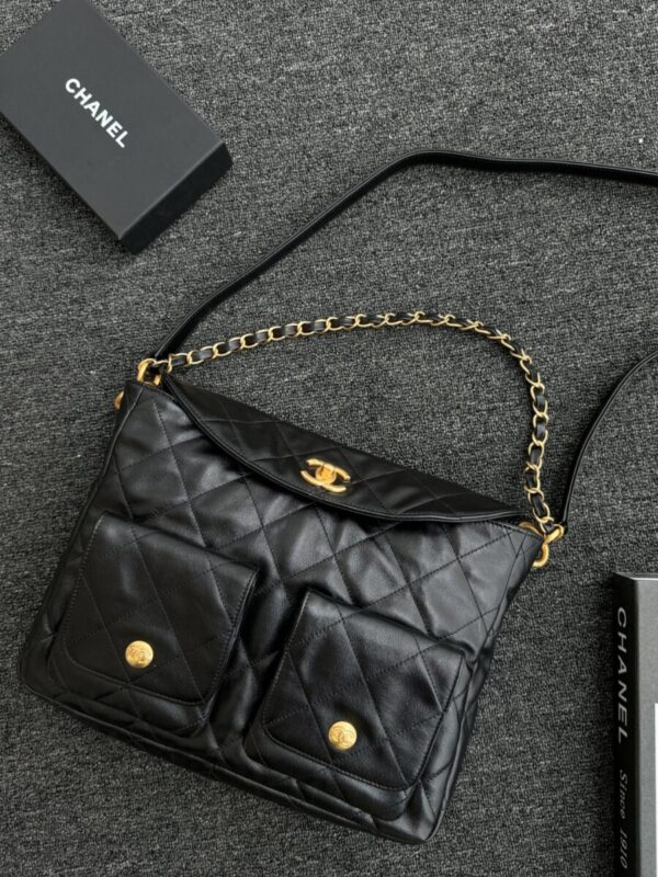 wsxcWeb_6e471929_o_1hrd992l0188hjq1sdeo191v7tl.jpeg Replica CHANEL 24p Postman Bag Small Black