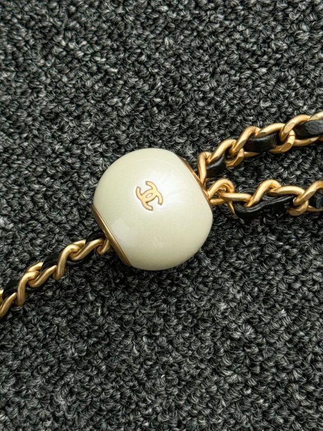 wsxcWeb_6e471929_o_1hundo6gounf18slj11c5q1uf66.jpeg Replica CHANEL 24s Double Pearl Woc Black - Image 11