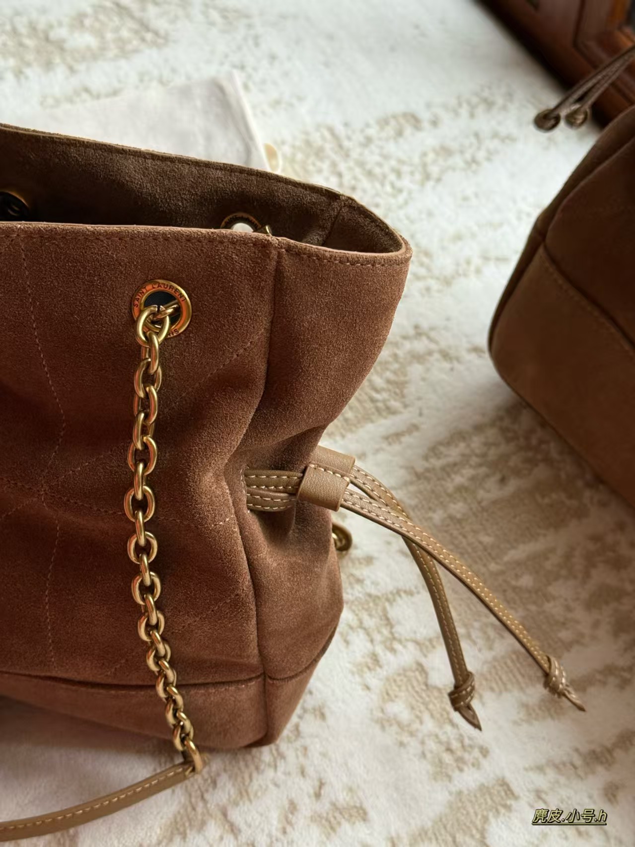 e7edd06aa2438eacef3512d8f850f85d Chanel 25A suede color-blocked hobo bag - Image 6
